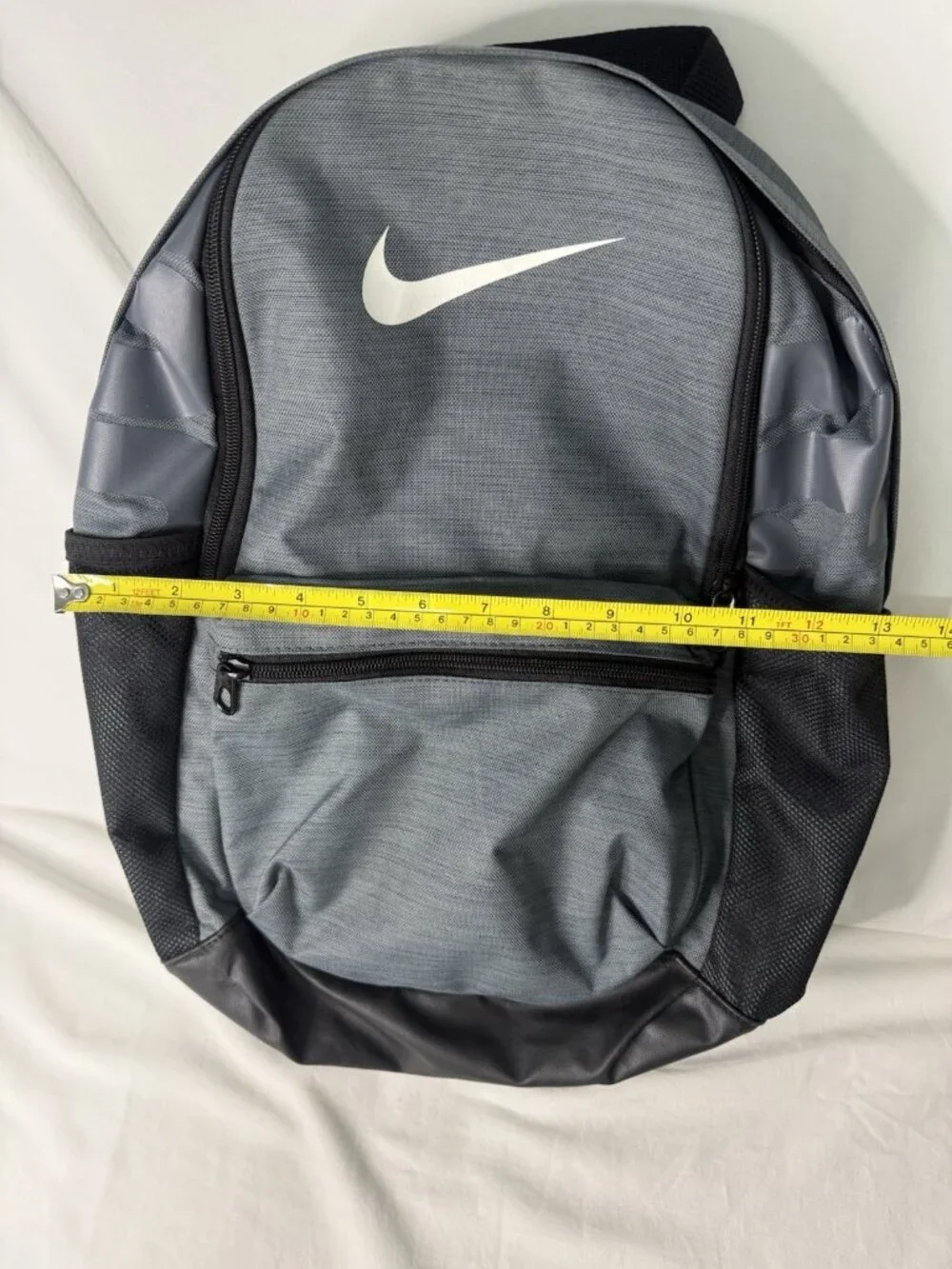 NIKE Unisex Gameday Gym Training Backpack Gray Black